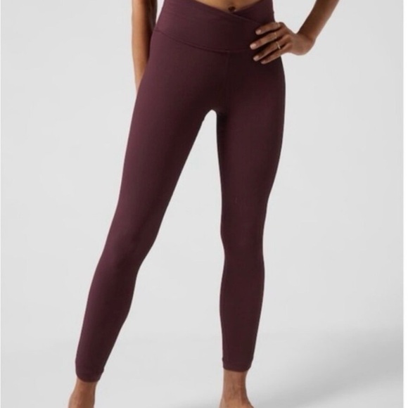 Athleta Pants - Athleta Deep Plum Athletic Leggings